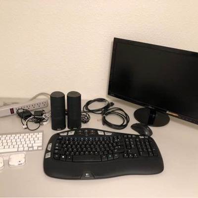 ASUS Monitor, Logitech Keyboard