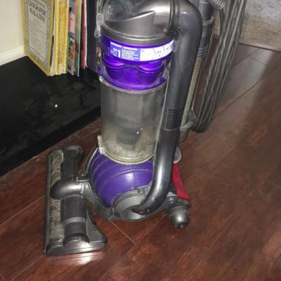 dyson DC 24 vacuum cleaner 
