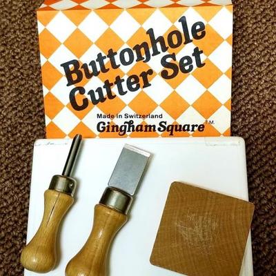 Gingham Square Buttonhole Cutter Set.