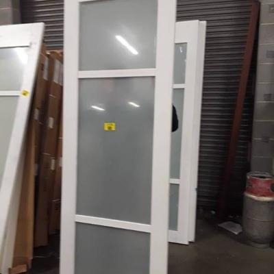 White Frosted Glass Door (32 x96