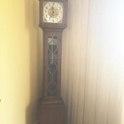Vintage Grandmother Clock by Colonial Mfg. Co. -Zeeland, Mich. (15