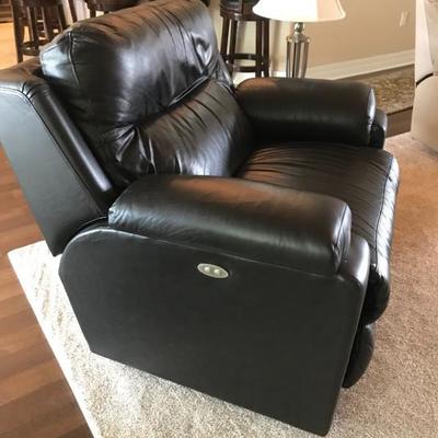 Oversized Leather Lazy Buy power recliner ! 