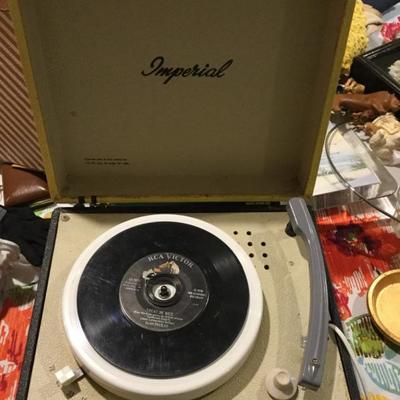 Imperial record player, includes Elvis Presley 45