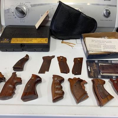 #116: Smith and Wesson grips, pistol case and more
Smith and Wesson grips, pistol case and more