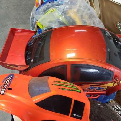 #235: 3 Huge Boxes of RC Car Bodies
3 Huge Boxes of RC Car Bodies