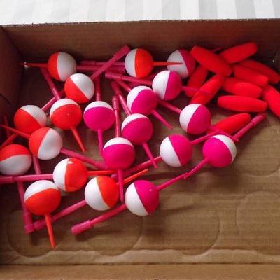 30 PCS OF ASSORTED BOBBERS  NIP