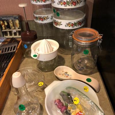 Vintage Kitchen!