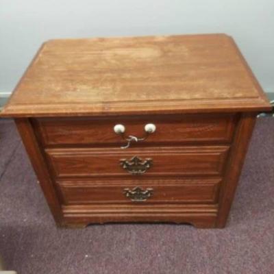Wooden Nightstand - 3 Dovetail Drawers
