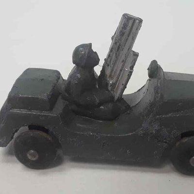 VINTAGE green metal army jeep with man and gun RR5065 https://www.ebay.com/itm/123728114601