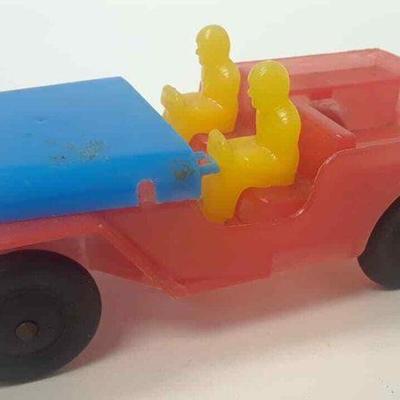 VINTAGE red plastic jeep blue hood 2 yellow men RR5071 https://www.ebay.com/itm/113712090937