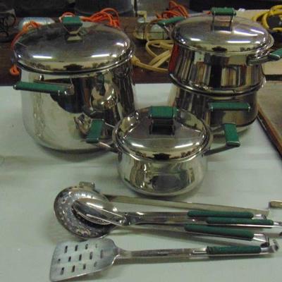 Meera Cookware set (new)