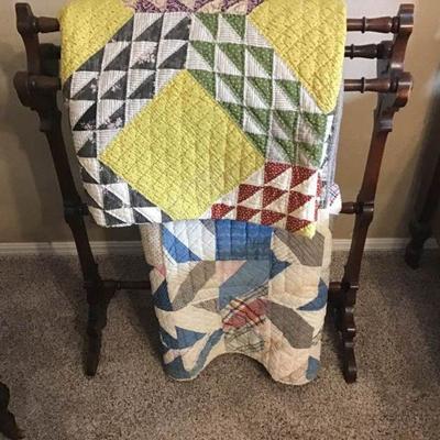 Quilts and Stand