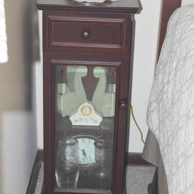 Vintage End Table & Collectibles