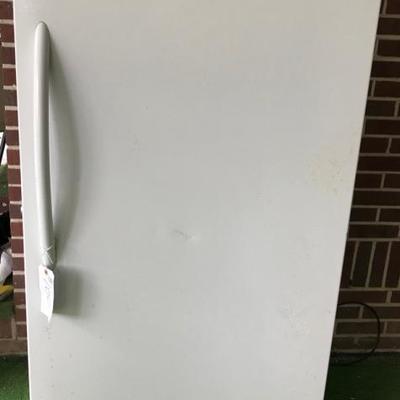 Frigidaire freezer $100