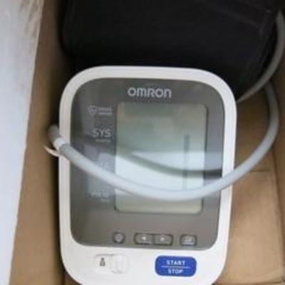 OMRON BLOOD PRESSER MONITOR