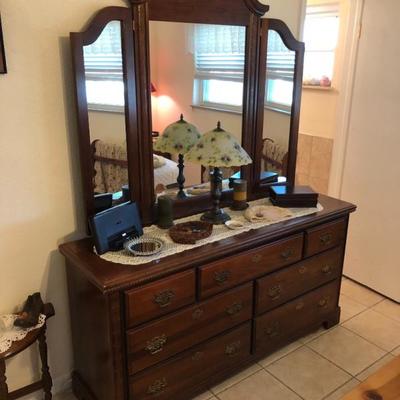 Solid wood dresser with mirrors