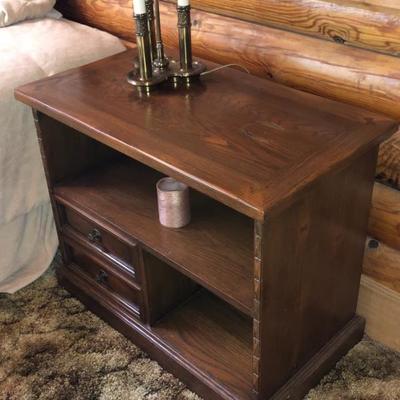  Unique horseshoe nightstand (thereâ€™s a matching pair) 