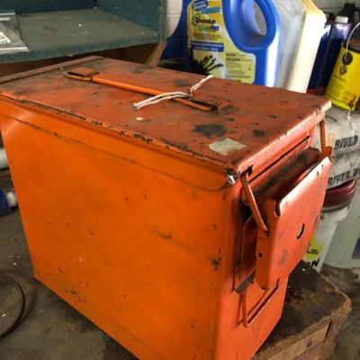  Vintage ammo box 