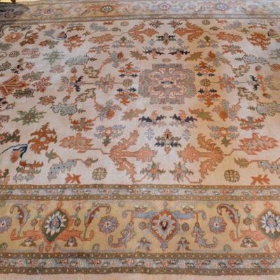 Hand knotted Persian rug, approx. 9' X 12'

