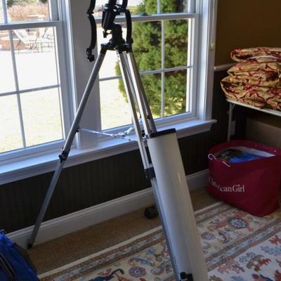 Meade telecope, model 4501, with stand
