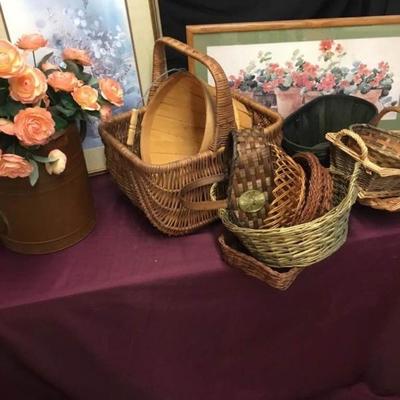 Spring Baskets and Prints Decor