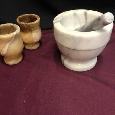 Marble Mortar and Pestle and 2 Cups