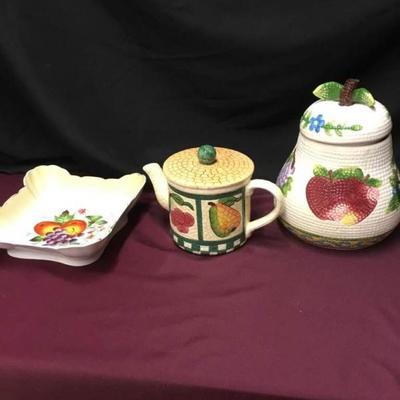 Kitchen Decor, Cookie Jar, Teapot, and Dish