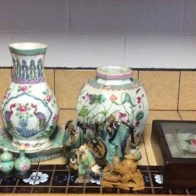 CFE100 Oriental Vases, Figurines & Decorative Box
