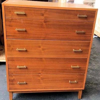CFE014 Vintage Wooden Dresser