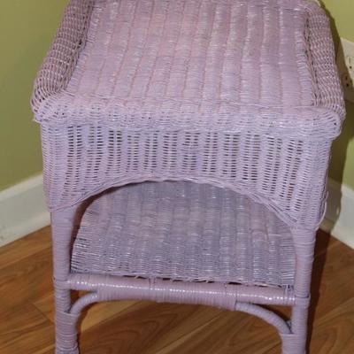 Wicker side table
Price: $10