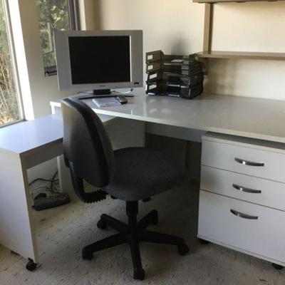 Contemporary White Desk with Roll out extention. Magnovox Monitor