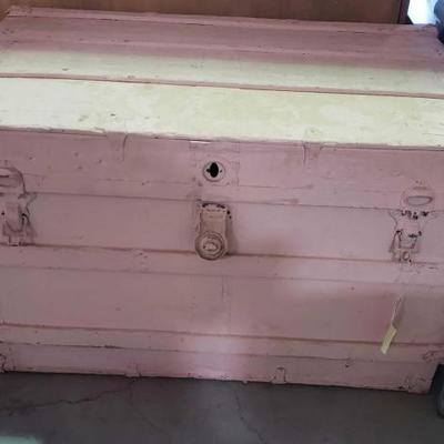 #167: Pink Squared Wooden Vintage Chest 36