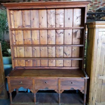#152: Antique Buffet Hutch
Measures approx 61