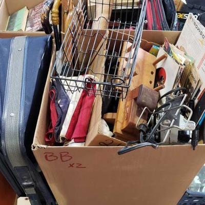 #1251: Samsonite Luggage Bag, Briefcase, Umbrellas, and more..
Samsonite Luggage Bag, Briefcase, Umbrellas, and more..