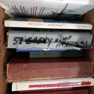 #1201: 3 Boxes of Books, 1 Box of Records, Frank Sinatra, Gershwin's, Chopin's and More..
3 Boxes of Books, 1 Box of Records, Frank...