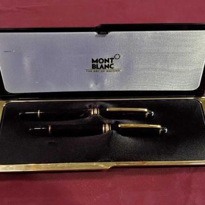 #737: Mont Blanc Pen Set
Pen stamped 4810 14k 585
