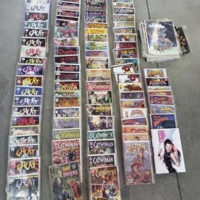#1051: Approx 100 Comic Books and Misc Vintage Magazine
Includes Ghost. Chasity, Cat Woman, Glory, Cynder, Daredevil, and Many more!
View...