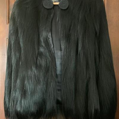 Women's Vintage Cropped Goat Fur Jacket