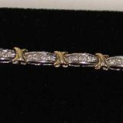  10 Karat Two Tone Gold 1 CTW Diamond Bracelet IJ-I2

auction estimate $500-$1000 â€“ located inside 