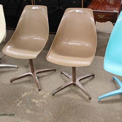  Set of 4 VINTAGE Swivel Kitchen Chairs

auction estimate $200-$400 â€“ located inside 