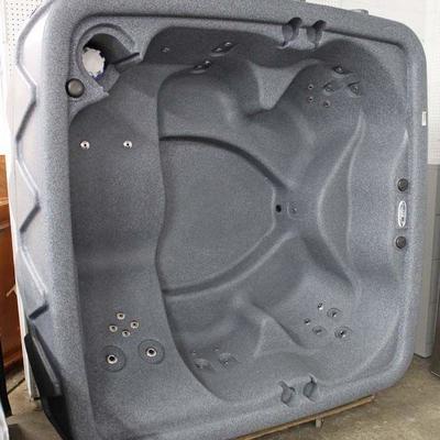  NEW 5 Person Aquarest Jacuzzi Spa Hot Tub with 110 Volt and Cover

auction estimate $500-$1500 â€“ located inside 