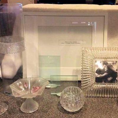 MHT090 Collectible Crystal, Picture Frames & More