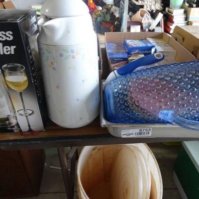 Lot with coffee canister, tea pitcher, scrub brush ...