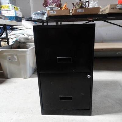 Metal 2 drawer file cabinet.