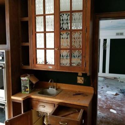Kitchen Cabinets with Small Hand sink
