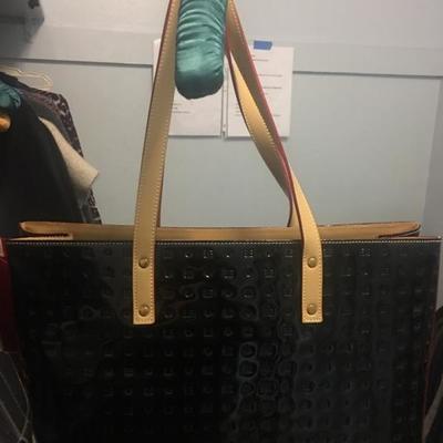  Beautiful "Arcadia" patent leather handbag made in Italy, great condition!