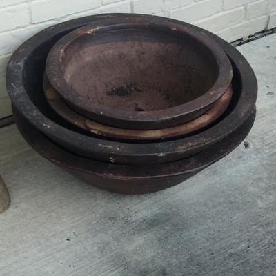 Outdoor pots perfect for planting those springtime flowers!