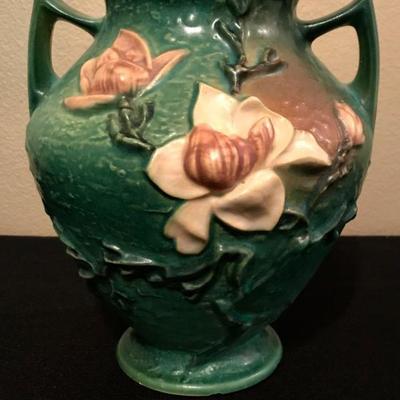 Roseville pottery: Magnolia Blue vase
