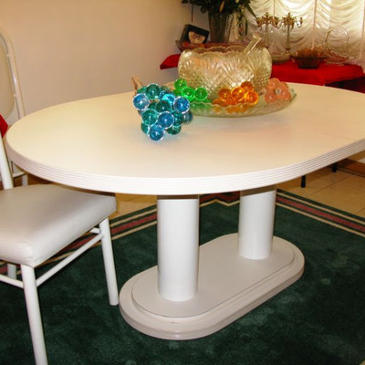 White kitchen table with 8 chairs and 1 leaf   BUY IT NOW  285.00