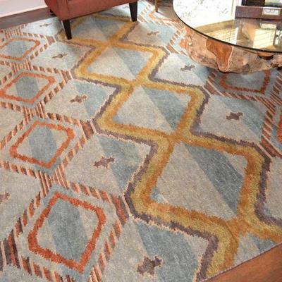 Hand knotted rug, approx. 9' X 12'